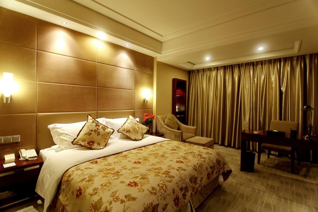 Changzhou Grand Hotel Bagian luar foto