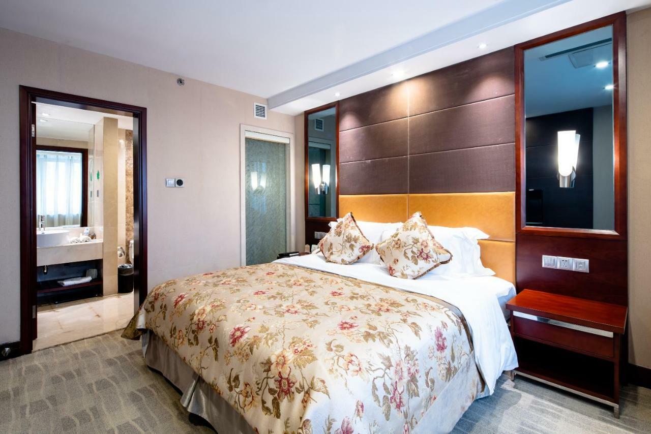 Changzhou Grand Hotel Bagian luar foto