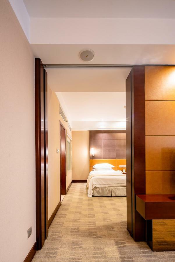 Changzhou Grand Hotel Bagian luar foto