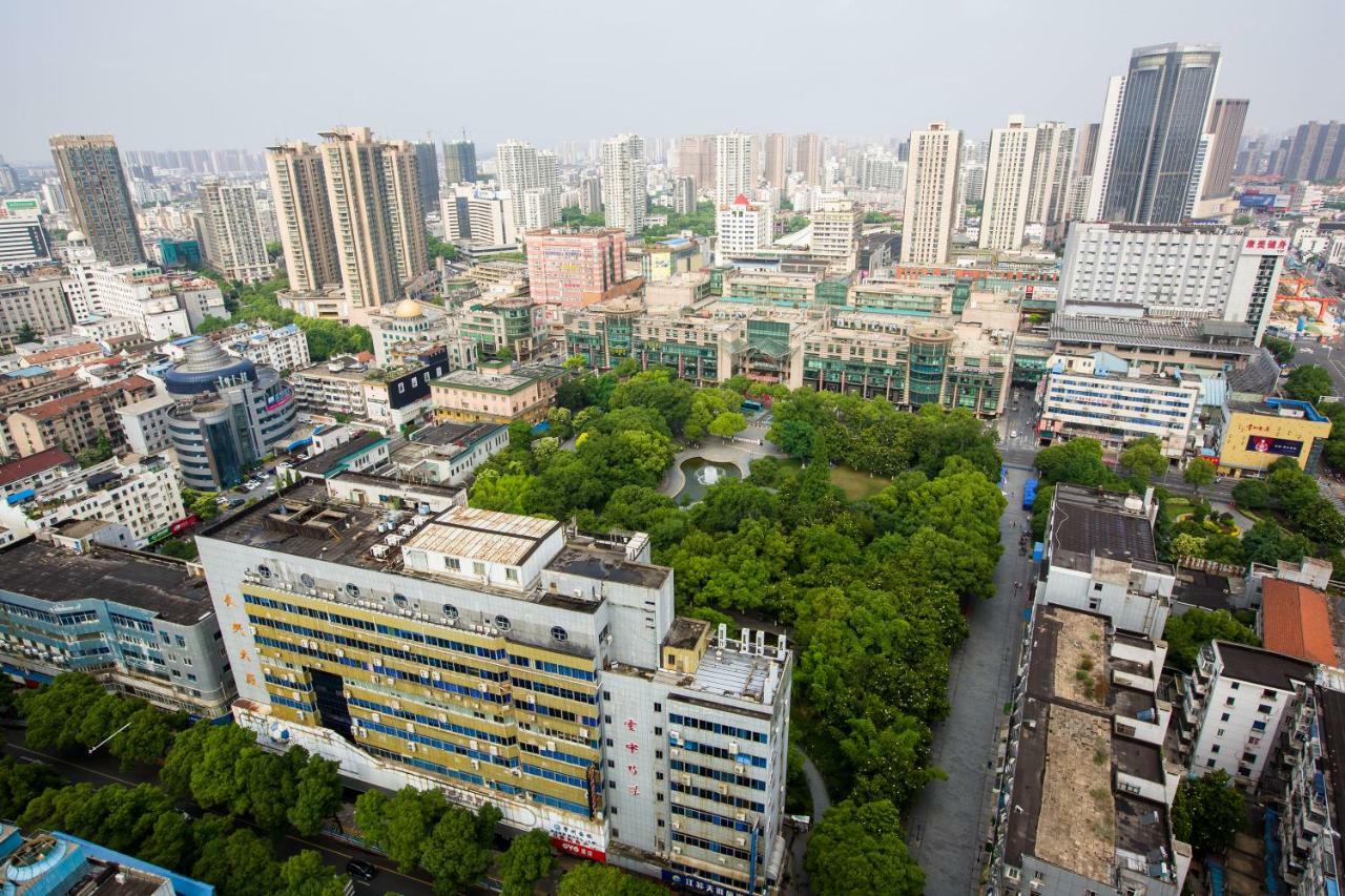 Changzhou Grand Hotel Bagian luar foto