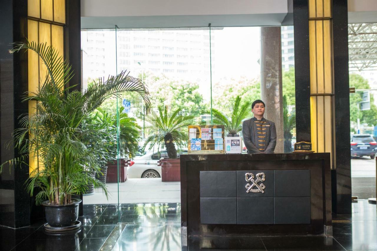 Changzhou Grand Hotel Bagian luar foto